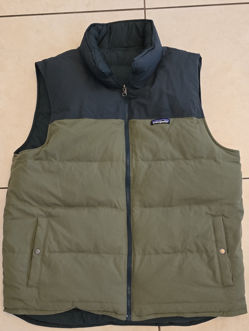Patagonia Reversible Olive & Dark Blue Quilted Puffer Vest, Used